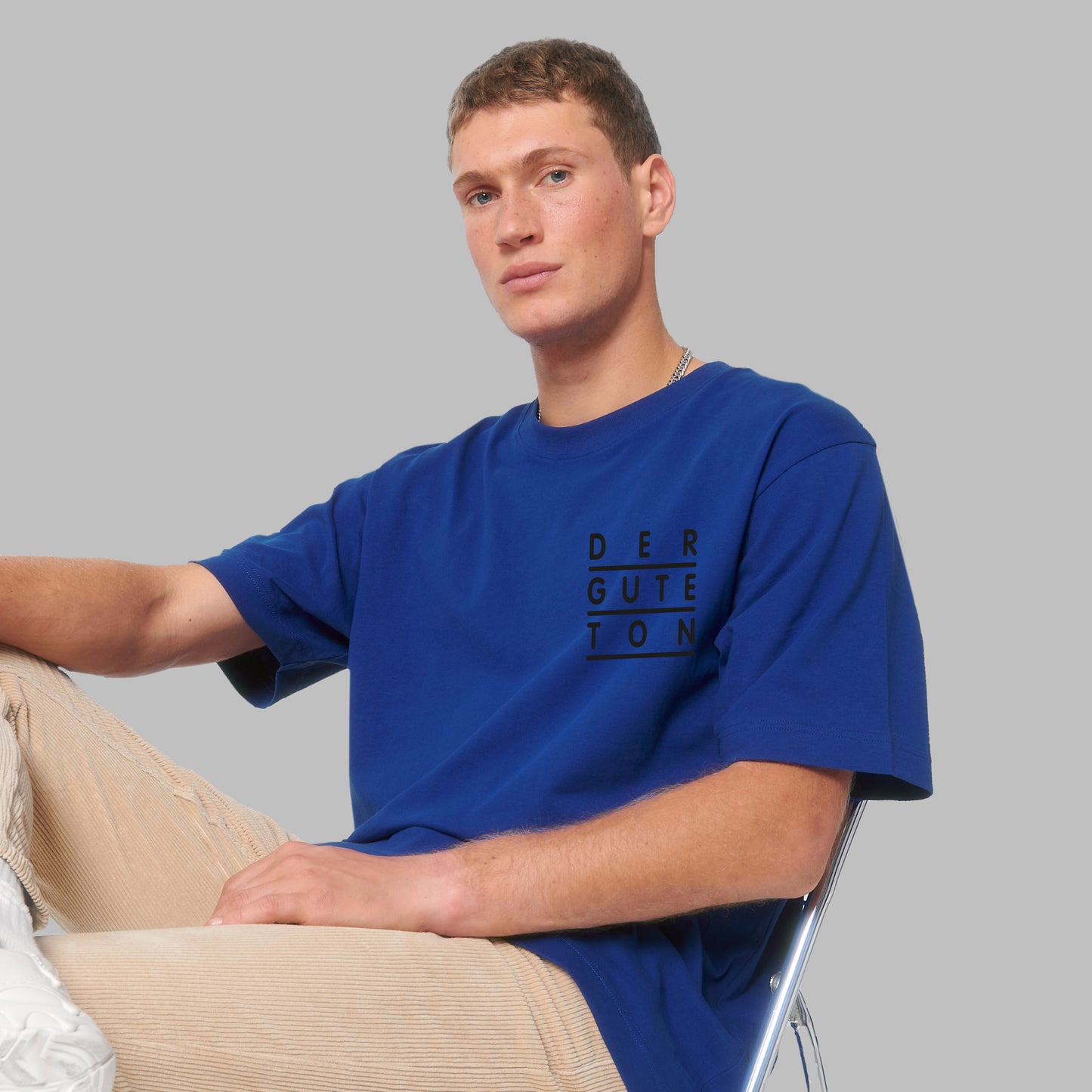 "DER GUTE TON" by Franz Aumüller – SHIRT Worker Blue